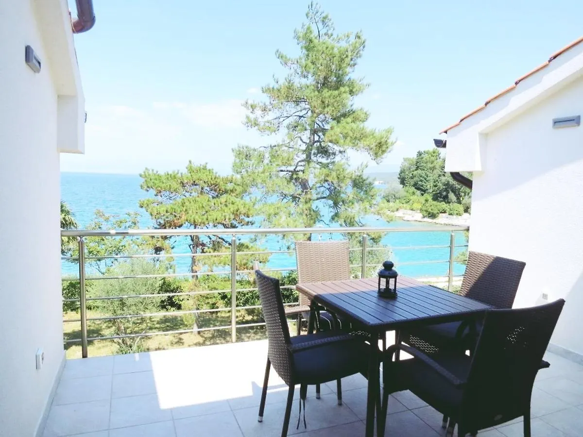 Apartments By The Sea Vantacici, Krk - 19260 Malinska
